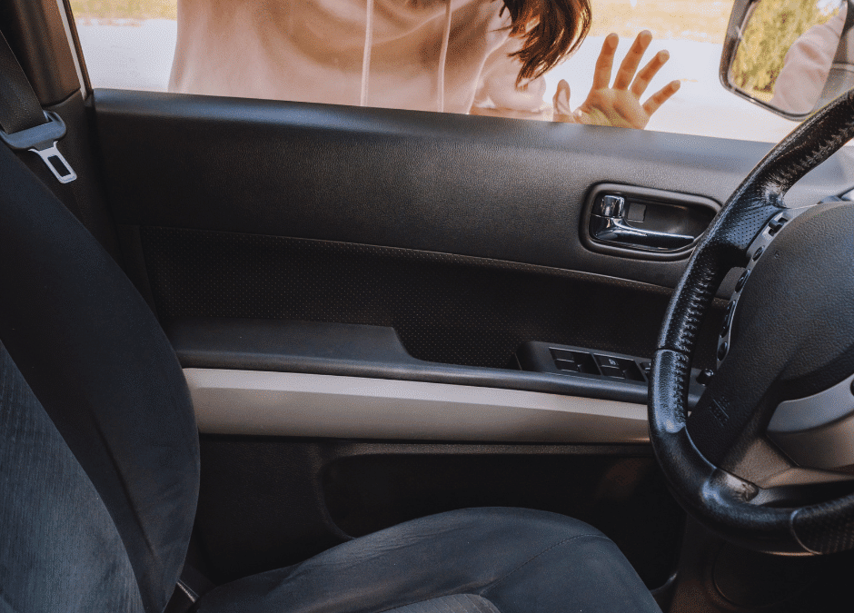 Can Morrow Tow Truck Service Unlock My Car Without Damage?